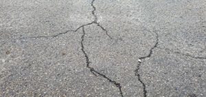 5 Signs Your Driveway Needs Repair
